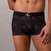 Graafinen Monogram-kuvioinen Microfiber-materiaalia sisältävä joustava Low Rise Trunk-alushousu Graafinen Monogram-kuvioinen Microfiber-materiaalia sisältävä joustava Low Rise Trunk-alushousu