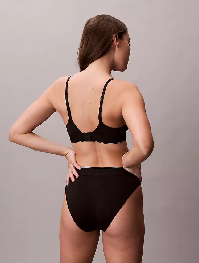Graafinen Monogram-Microfiber-stretch-korkeavyötäröinen Bikini-alushousu Graafinen Monogram-Microfiber-stretch-korkeavyötäröinen Bikini-alushousu