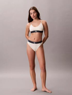 Graafinen monogrammi, Microfiber, joustava, Unlined Bralette Graafinen monogrammi, Microfiber, joustava, Unlined Bralette