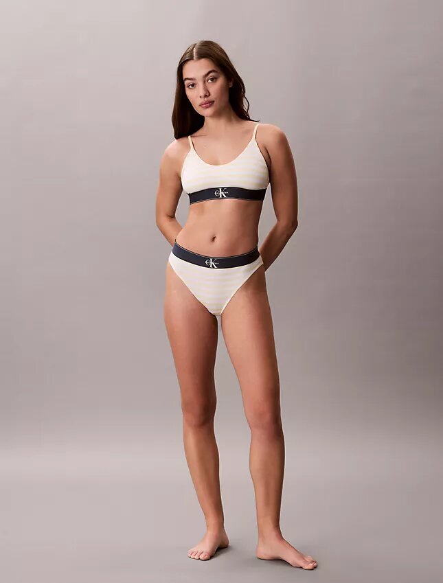 Graafinen monogrammi, Microfiber, joustava, Unlined Bralette Graafinen monogrammi, Microfiber, joustava, Unlined Bralette