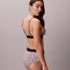Graafinen monogrammi, Microfiber, joustava, Unlined Bralette Graafinen monogrammi, Microfiber, joustava, Unlined Bralette
