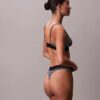 Graafinen monogrammi-Microfiber-kuituinen joustava, kevyesti vuorattu kolmiomallinen Bralette Graafinen monogrammi-Microfiber-kuituinen joustava, kevyesti vuorattu kolmiomallinen Bralette