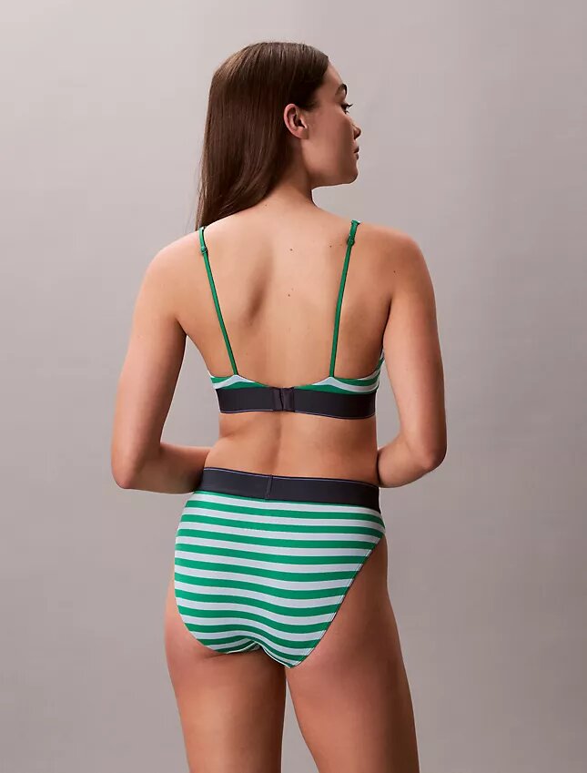 Graafinen monogrammi-Microfiber-kuituinen joustava, kevyesti vuorattu kolmiomallinen Bralette Graafinen monogrammi-Microfiber-kuituinen joustava, kevyesti vuorattu kolmiomallinen Bralette