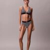 Graafinen monogrammi-Microfiber-kuituinen joustava, kevyesti vuorattu kolmiomallinen Bralette Graafinen monogrammi-Microfiber-kuituinen joustava, kevyesti vuorattu kolmiomallinen Bralette