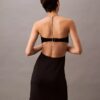 Halter-leikkausinen minimekko Halter-leikkausinen minimekko