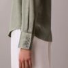 Hammered Satin -istuva paita Hammered Satin -istuva paita