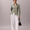 Hammered Satin -istuva paita Hammered Satin -istuva paita