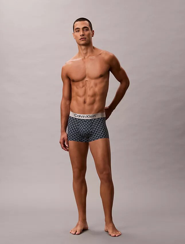 Harjattu Microfiber-materiaaliin perustuva joustava Low Rise Trunk-alushousu Harjattu Microfiber-materiaaliin perustuva joustava Low Rise Trunk-alushousu