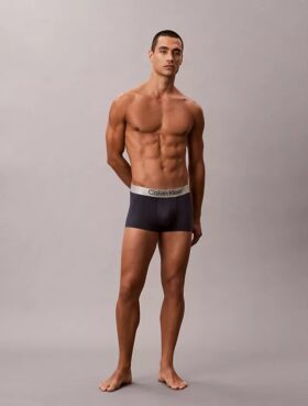 Harjattu Microfiber-materiaaliin perustuva joustava Low Rise Trunk-alushousu