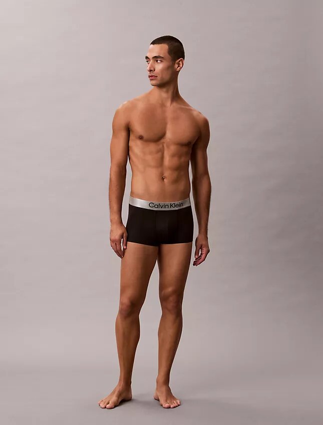 Harjattu Microfiber-materiaaliin perustuva joustava Low Rise Trunk-alushousu Harjattu Microfiber-materiaaliin perustuva joustava Low Rise Trunk-alushousu