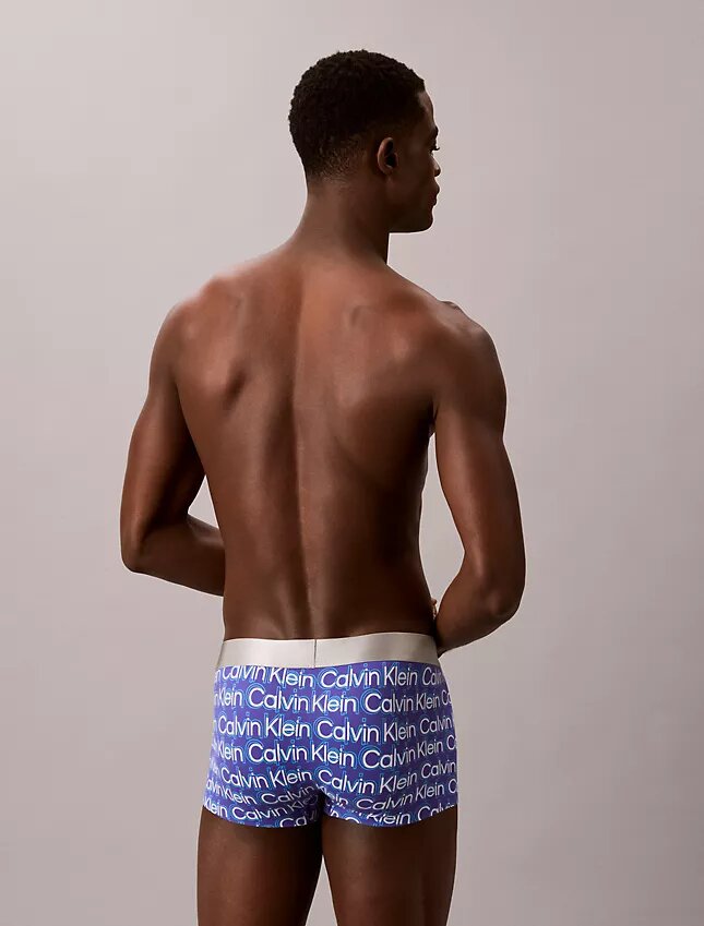 Harjattu Microfiber-materiaaliin perustuva joustava Low Rise Trunk-alushousu Harjattu Microfiber-materiaaliin perustuva joustava Low Rise Trunk-alushousu