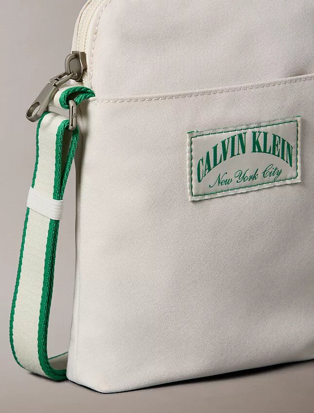 Heritage Classic Capsule Reporter -laukku Heritage Classic Capsule Reporter -laukku