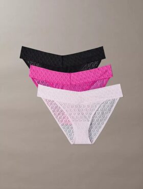 Icon-logolla varustettu pitsinen 3-pakkaus matalavyötäröinen Bikini-alushousu