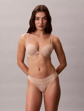 Icon-logolla varustettu Thong-tanga
