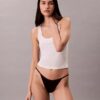 Ihanteellinen mikro-string-Bikini Ihanteellinen mikro-string-Bikini