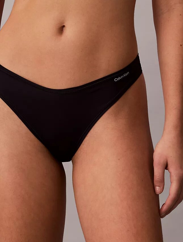 Ihanteellinen Thong Ihanteellinen Thong