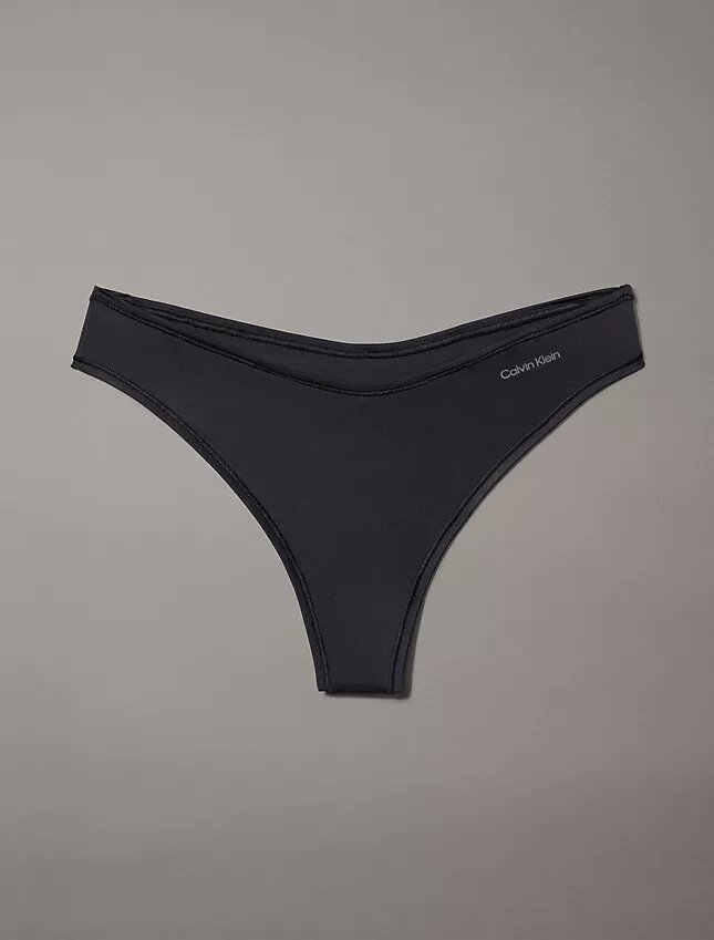 Ihanteellinen Thong Ihanteellinen Thong