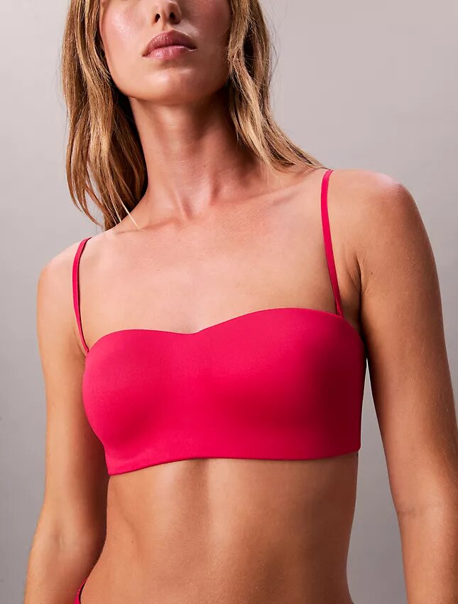 Intense Power Bralette, kevyesti vuorattu Bralette Intense Power Bralette, kevyesti vuorattu Bralette