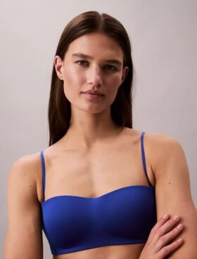 Intense Power Bralette, kevyesti vuorattu Bralette Intense Power Bralette, kevyesti vuorattu Bralette