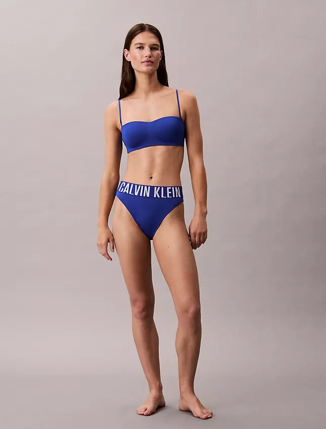 Intense Power Bralette, kevyesti vuorattu Bralette Intense Power Bralette, kevyesti vuorattu Bralette