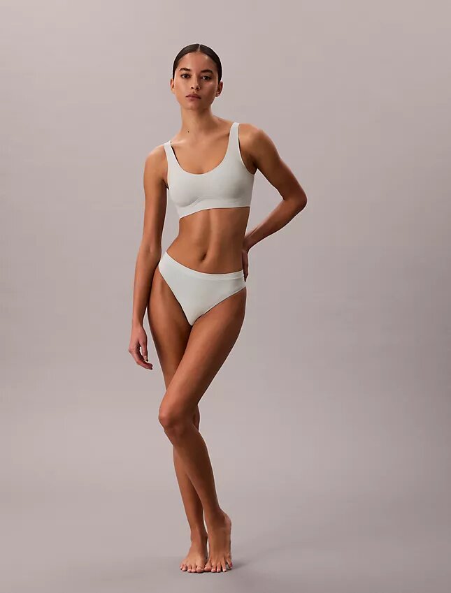 Invisibles-geelikaarinen, kevyesti vuorattu Bralette Invisibles-geelikaarinen, kevyesti vuorattu Bralette