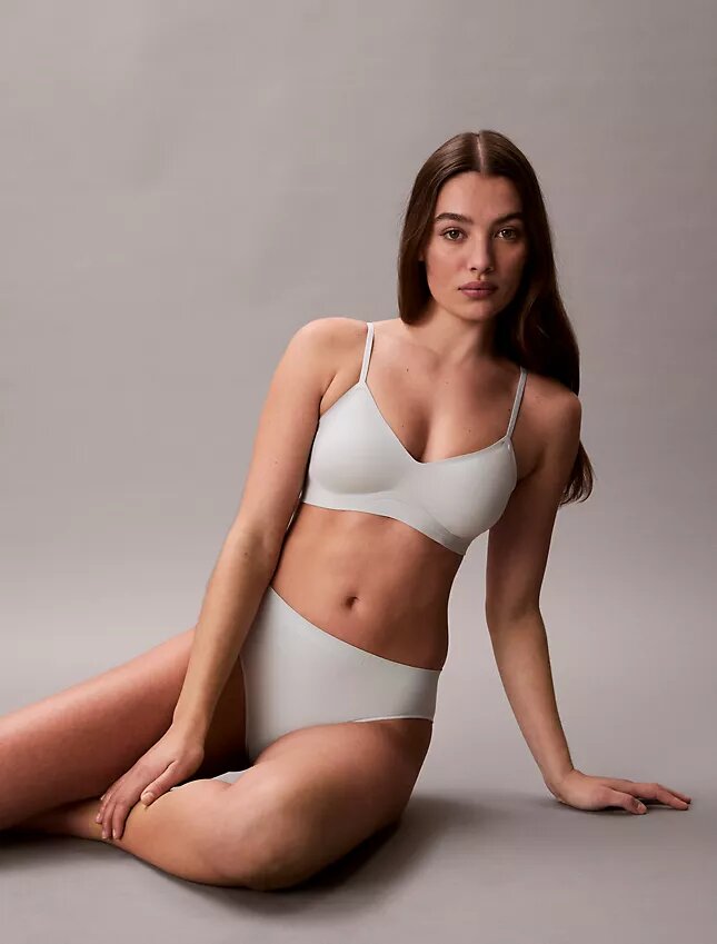 Invisibles-geelikaarinen, kevyesti vuorattu Bralette Invisibles-geelikaarinen, kevyesti vuorattu Bralette