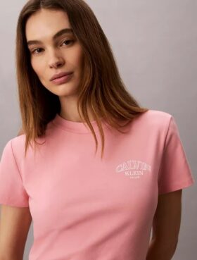 Kaareva logokuviollinen slim-fit-paita