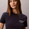 Kaareva logokuviollinen slim-fit-paita Kaareva logokuviollinen slim-fit-paita