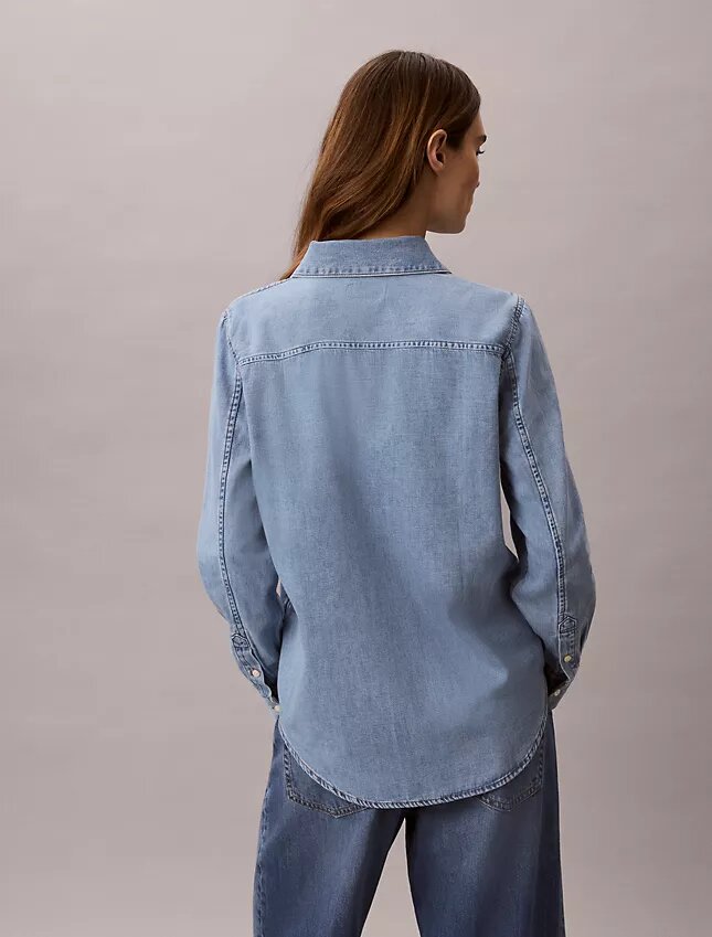 Klassinen denim-paita napit edessä Klassinen denim-paita napit edessä