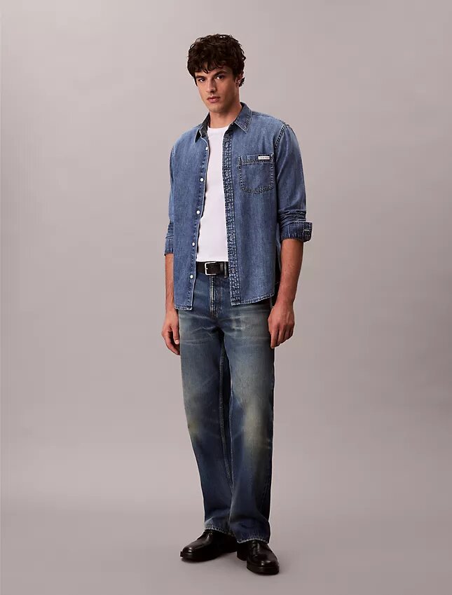 Klassinen napitettava Denim-paita Klassinen napitettava Denim-paita