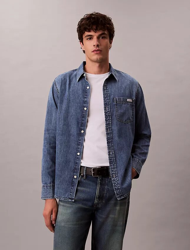 Klassinen napitettava Denim-paita Klassinen napitettava Denim-paita