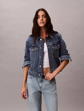 Klassinen Trucker Jacket