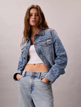 Klassinen Trucker Jacket