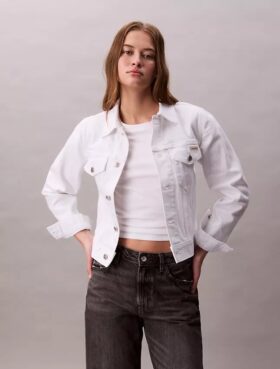 Klassinen Trucker Jacket