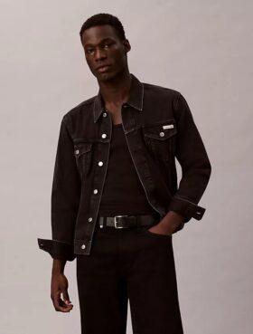 Klassinen Trucker Jacket