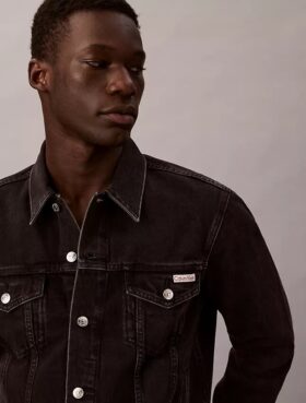 Klassinen Trucker Jacket