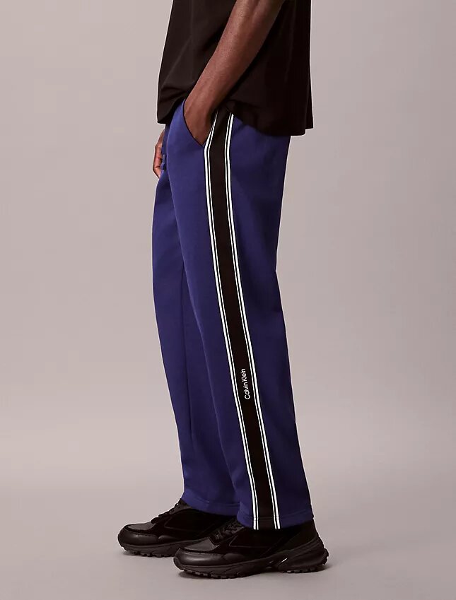 Klassiset fleece-verkkarihousut Klassiset fleece-verkkarihousut