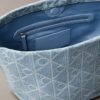 Koko pinnan kattava Emblem-logolla koristeltu Denim-kassi Koko pinnan kattava Emblem-logolla koristeltu Denim-kassi
