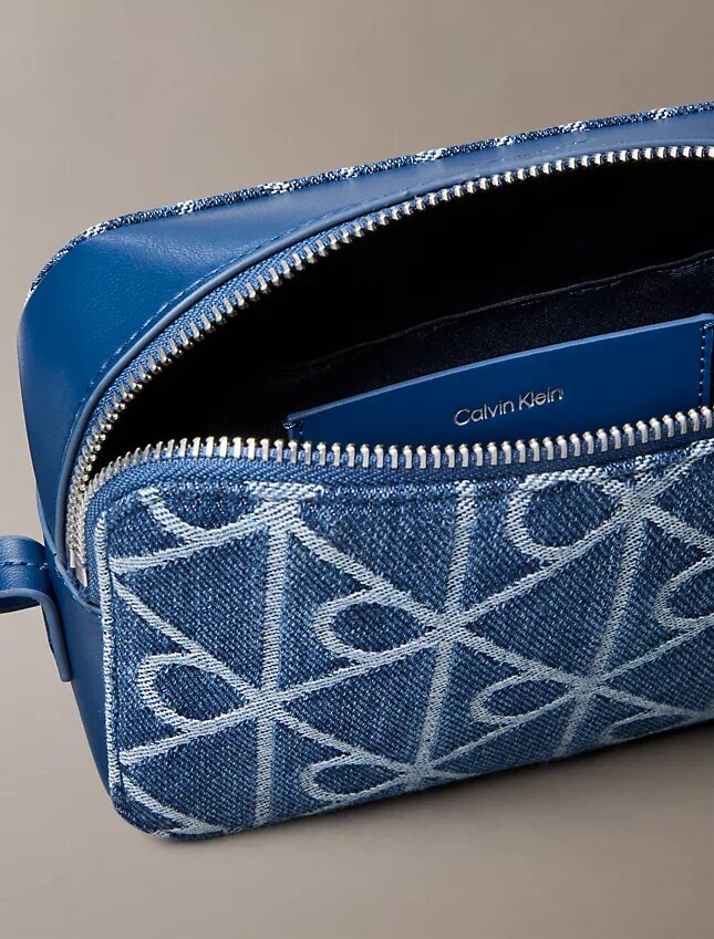 Koko pinnan kattava logomerkki Denim-kameralaukku Koko pinnan kattava logomerkki Denim-kameralaukku