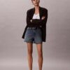 Korkeavyötäröiset midi-Denim-shortsit Korkeavyötäröiset midi-Denim-shortsit