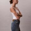 Korkeavyötäröiset midi-Denim-shortsit Korkeavyötäröiset midi-Denim-shortsit