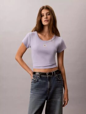 Kudottu Monologo Slim T-paita