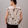 Kukkakuvioinen smock-yläosa Kukkakuvioinen smock-yläosa