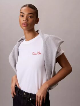 Kursivoitu Calvin Klein -grafiikkapait