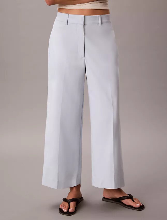 Leveälahkeiset cropped-chino-housut Leveälahkeiset cropped-chino-housut