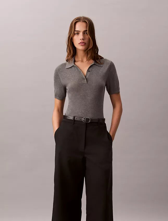 Leveälahkeiset cropped-chino-housut Leveälahkeiset cropped-chino-housut