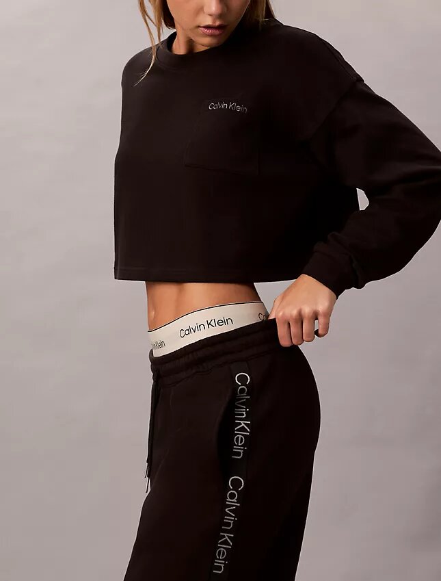Logo-puuvillajersey-cropped-paita Logo-puuvillajersey-cropped-paita