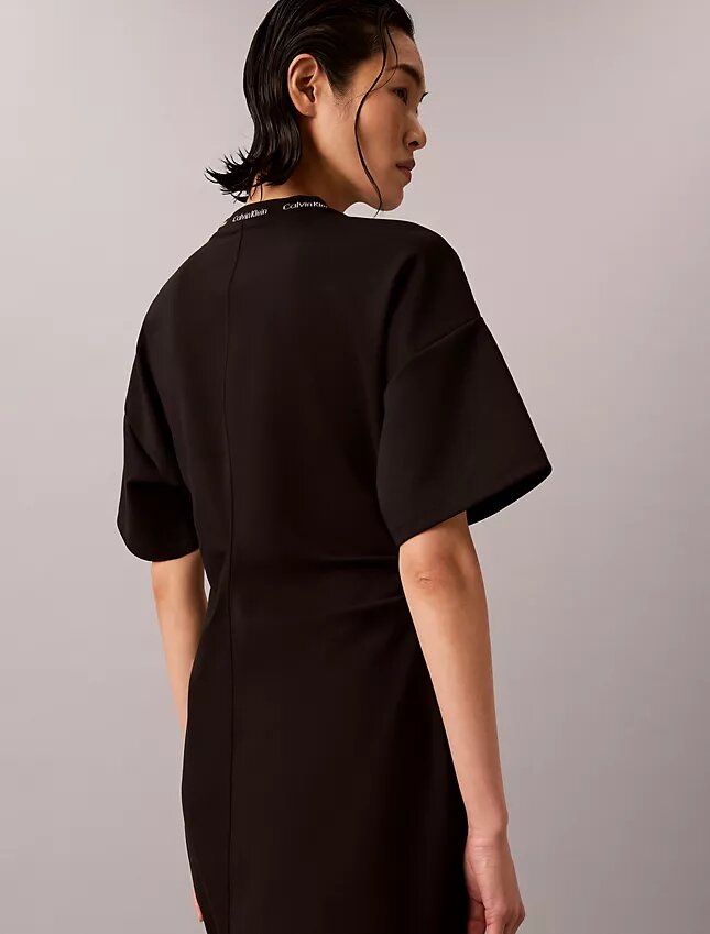 Logo Rib Interlock T-paita-mekko Logo Rib Interlock T-paita-mekko