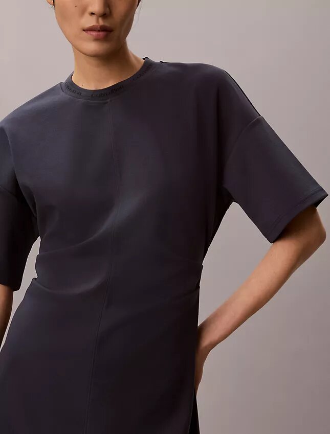 Logo Rib Interlock T-paita-mekko Logo Rib Interlock T-paita-mekko