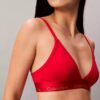 Lunar New Year -kevyesti vuorattu kolmiomallinen Bralette